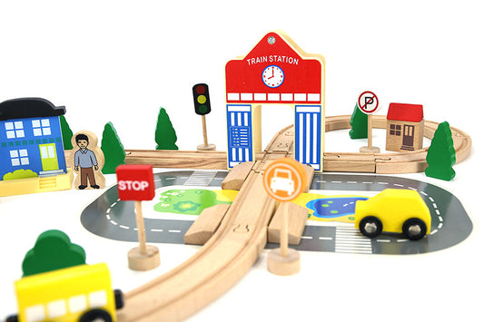 Wooden Train Set for Kids – 50-Piece Railway Track Toy with Magnetic Trains, Station & Accessories – Educational Assembly Toy for Ages 3+